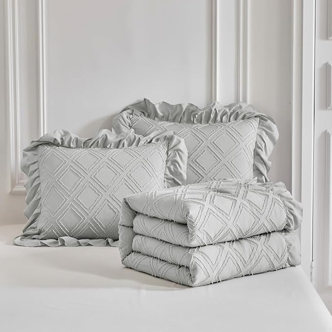 Tufted Grids Ruffle Comforter Set King Size, 3 Pieces Light Grey Vintage Farmhouse Shabby Chic Comforters, Jacquard Boho Bohemian Bedding Set for All Season (1 Ruffled Comforter+ 2 Pillow Shams)