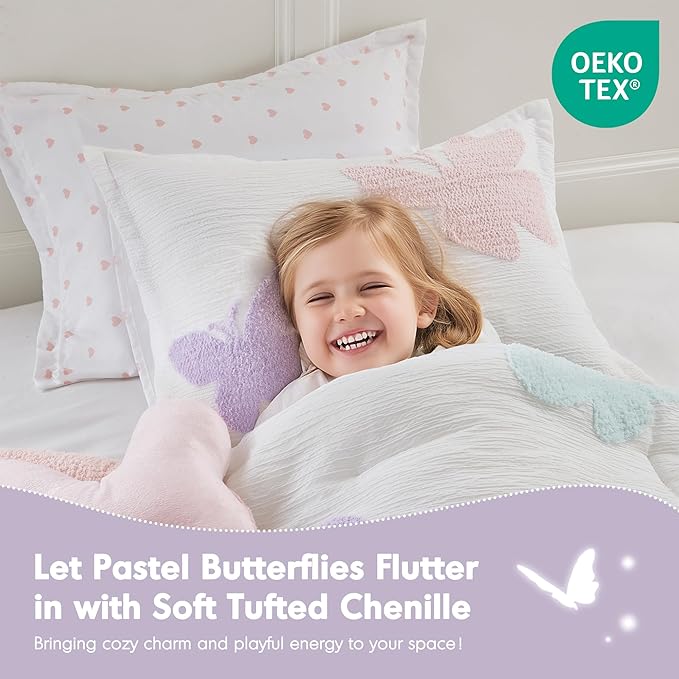 Intelligent Design Kids Rio Twin Comforter Set – Girls’ Reversible Tufted Chenille Bedding with Pastel Purple Butterflies and Pink Dot, 3pcs