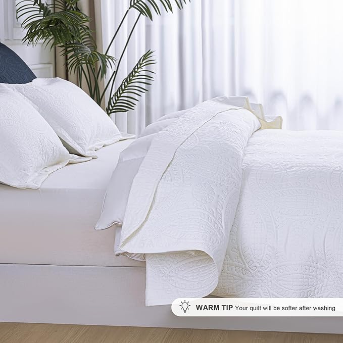 SheRest King Quilt Bedding Set - White Soft Breathable Bed Quilt, Modern Style Embossed Bedspreads, Lightweight Microfiber Reversible Coverlet for All Seasons-3 Pieces (1 Quilt,2 Pillow Shams)