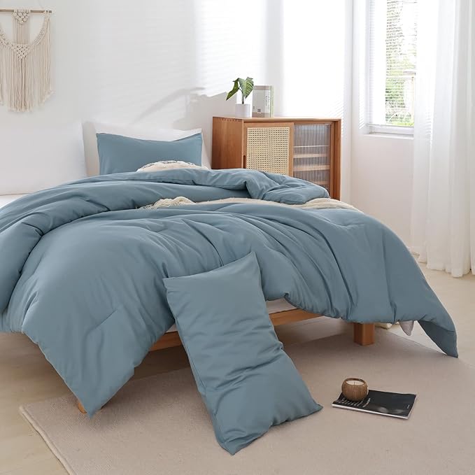ROSGONIA Dusty Blue Comforter Set Queen, 3pcs(1 Boho Blue Comforter & 2 Pillowcases) All Season Soft Bedding Lightweight Bedspread Blanket Quilt