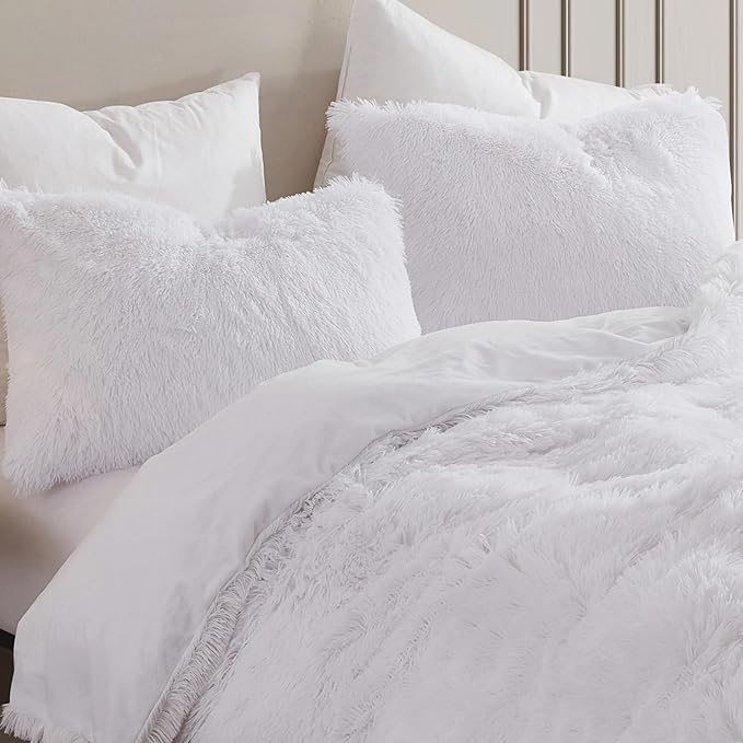 Queen Luxury Faux Fur Comforter Set - Soft & Breathable 7-Piece Bedding Collection - 1 Comforter, 1 Fitted Sheet, 1 Flat, 2 Pillowcases, 2 Pillow Shams - Deep Pocket - Premium Quality, White