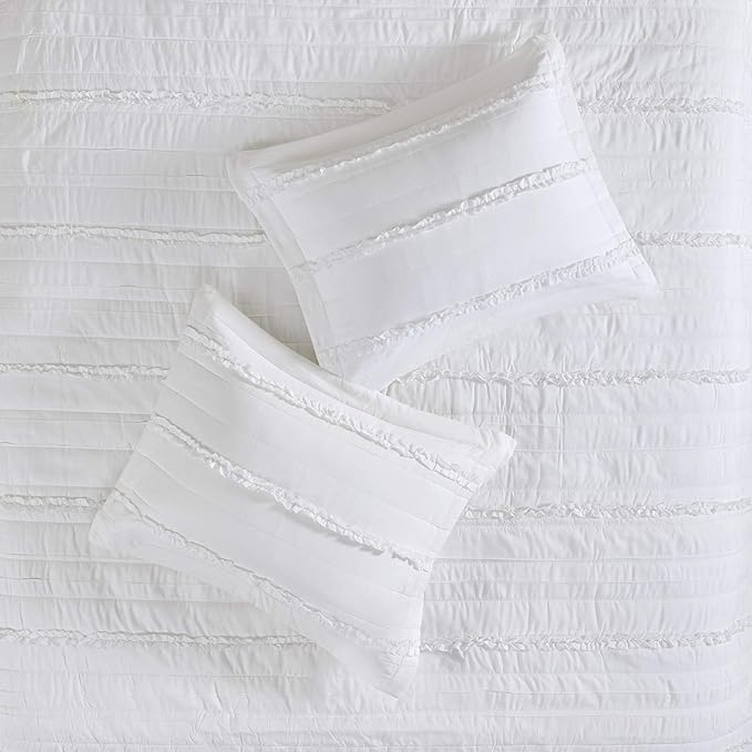 Madison Park Celeste Quilt Modern Classic Design All Season, Breathable Coverlet Lightweight Bedding Set, Matching Shams, Decorative Pillow, Full/Queen(90"x90"), Ruffle White 4 Piece