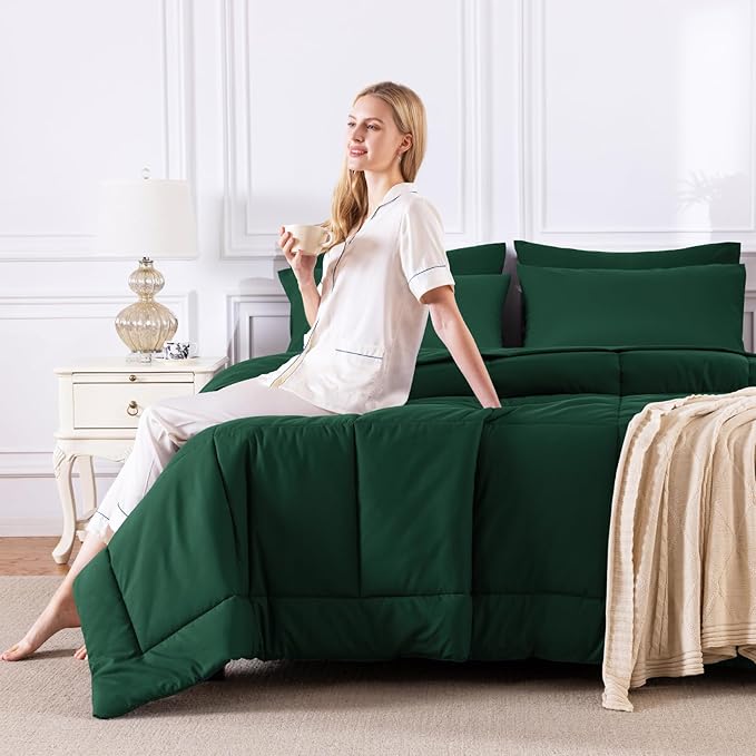 CozyLux Oversized King Comforter Sets Emerald Green, 7 Pieces Bed in a Bag, Ultra-Soft All Season Bedding Sets with Stitch Quilted Comforter, Flat Sheet, Fitted Sheet, Pillowcases, Emerald Green