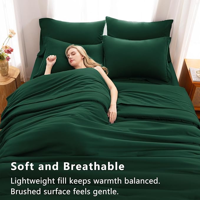 CozyLux Queen Comforter Set Emerald Green, 7 Pieces Bed in a Bag Bedding Comforter Set with Sheets, All Season Boho 7PC Bed Set with Comforter, Fitted Sheets, Flat Sheets, Pillow Shams and Pillowcases