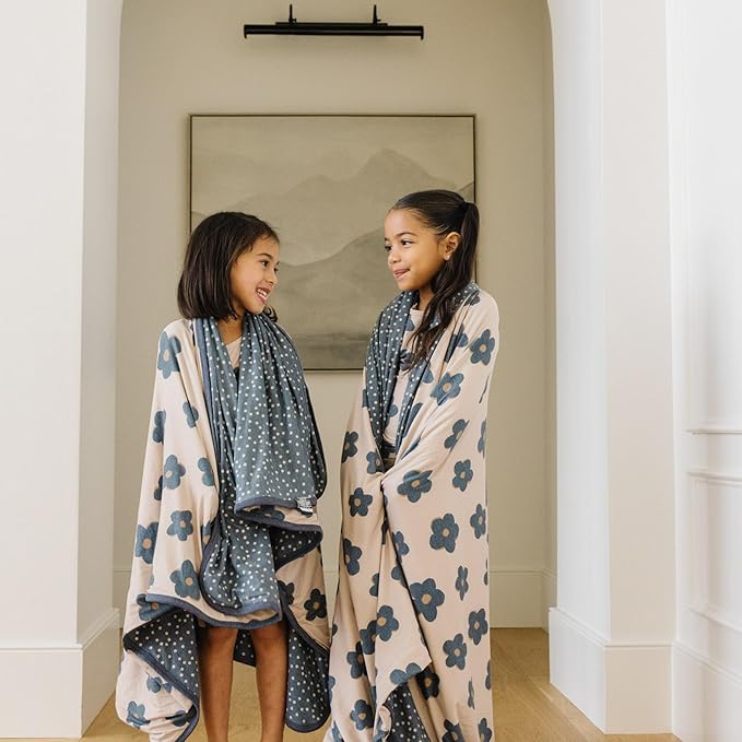 Copper Pearl Jumbo Premium Knit 3 Layer Stretchy Throw Blanket Gemma in Tan