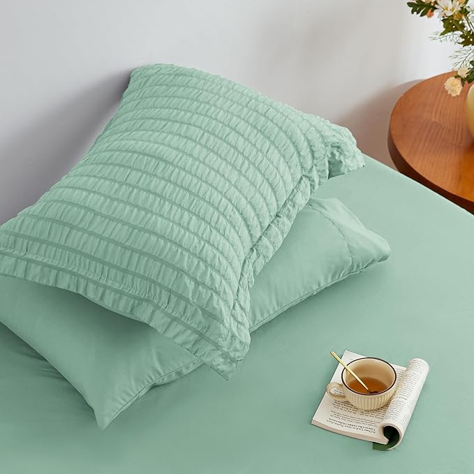 Love's cabin Seersucker Light Green Queen Comforter Set, 7-Piece All Season Lightweight Bed in a Bag Bedding Set with Comforter, Flat Sheet, Fitted Sheet, Pillowcases and Shams | Soft, Breathable, Lightweight