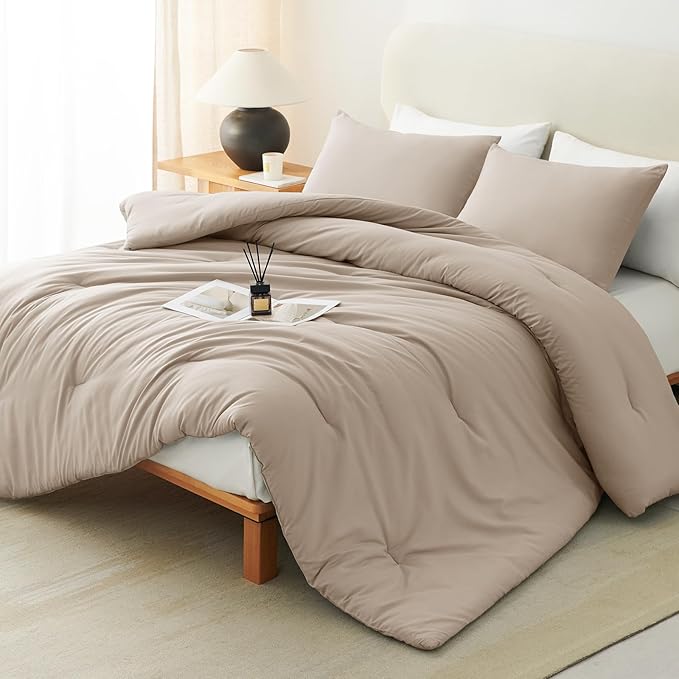 CozyLux Queen Comforter Set Wheat, 3 Pieces Solid Queen Comforter Breathable Quilted Bedding Sets, Luxury Soft Bed Sets with Down Alternative Comforter for All Season (1 Comforter & 2 Pillowcases)