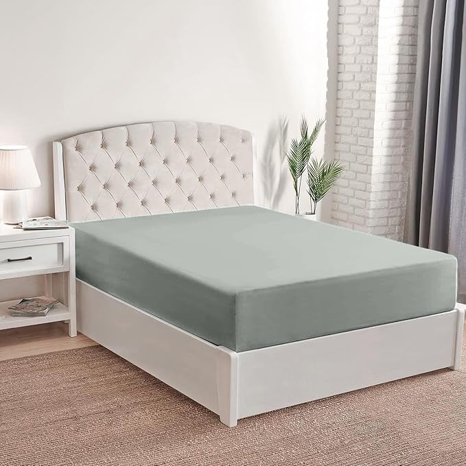 Mellanni California King Fitted Sheet - Iconic Collection Bedding Sheets with up to 16 inch Deep Pocket - Soft & Cooling - Fade & Stain Resistant - 1 PC (Cal King, Spa Mint)