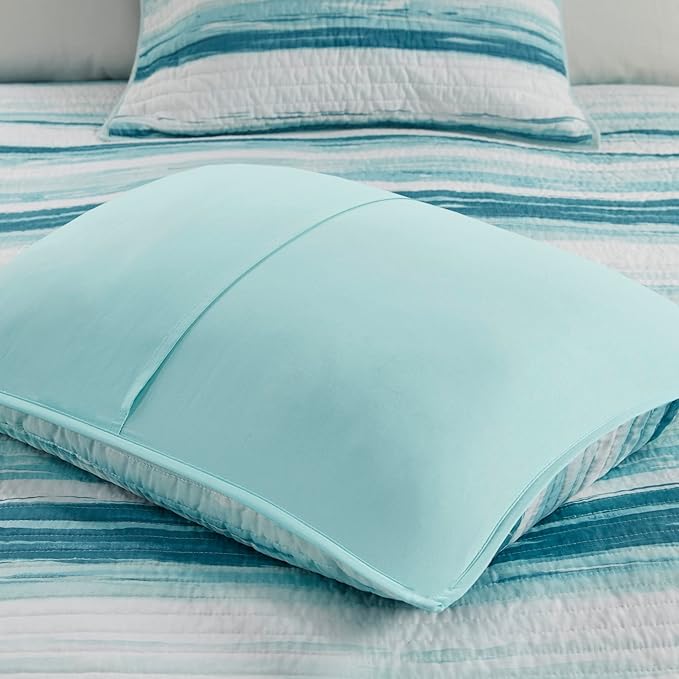 Madison Park Quilt Set Cottage Coastal Design, 6 Piece Set - All Season, Coverlet Bedspread Lightweight Bedding Layer, Shams, Toss Pillows, Full/Queen(90 in x 90 in), Aqua/White