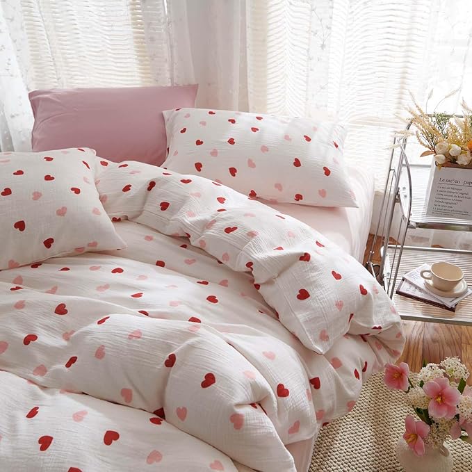 Nayoroom Heart Duvet Cover Full Size Red Pink Hearts Printed on White Coquette Bedding Set for Kids Girls 3 Pcs Soft Breathable Microfiber Comforter Cover with Zipper Closure