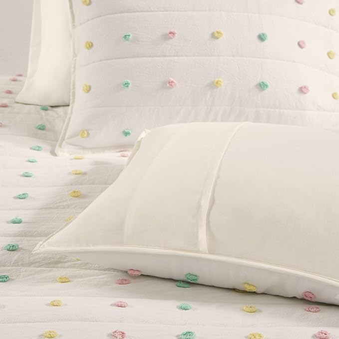 Intelligent Design Kids Quilt Set Cotton Jacquard Weave Colorful Poms Accent All Season Shabby Chic Bedding Coverlet Bedspred, Girls Bedroom Décor, Twin, Ivory 4 Piece XL