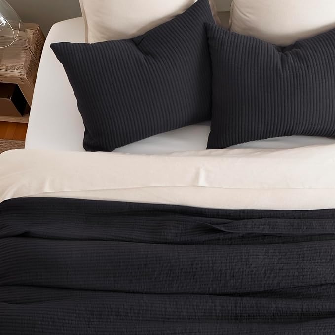 EVERGRACEHOME Cotton Coverlet Set Full Queen Size 3 Pieces, Lightweight Soft Ribbed Matelassé Bedspread Quilt Set, Cozy Oversized Quilted Bedding Set with 2 Pillow Shams for All Seasons, Washed Black