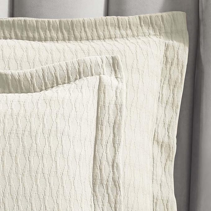 Superior 3 Piece Cotton Bedspread Set, Home Bed Decor, Decorative Bed Spread, 2 Pillow Shams, Medium Weight Blanket, Matelasse Coverlet, Bedding Essentials, Calvert Collection, Queen, Ivory