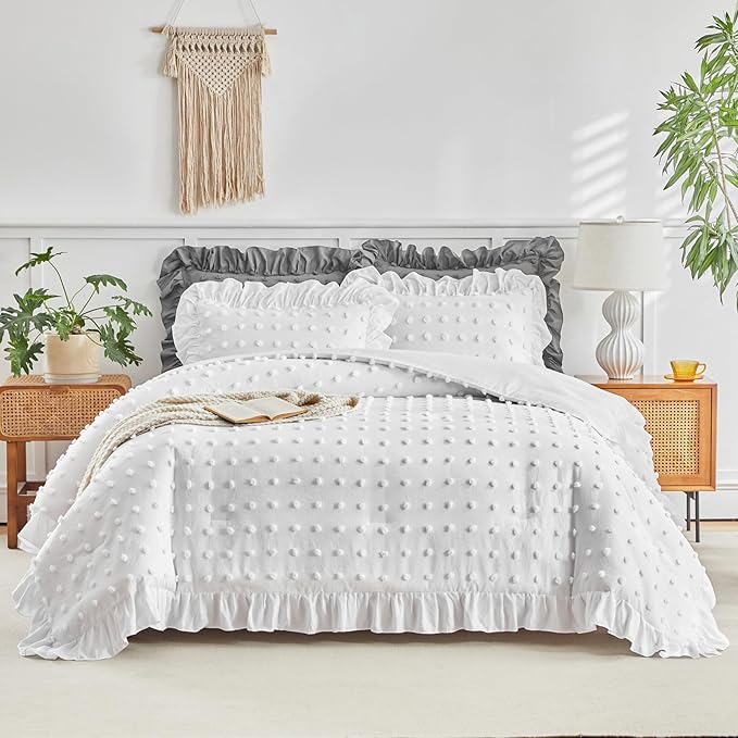 Tufted Dots Ruffle Comforter Set Full/Queen Size, 3 Pieces White Vintage Farmhouse Shabby Chic Comforters, Jacquard Boho Bohemian Bedding Set for All Season (1 Ruffled Comforter+ 2 Pillow Shams)