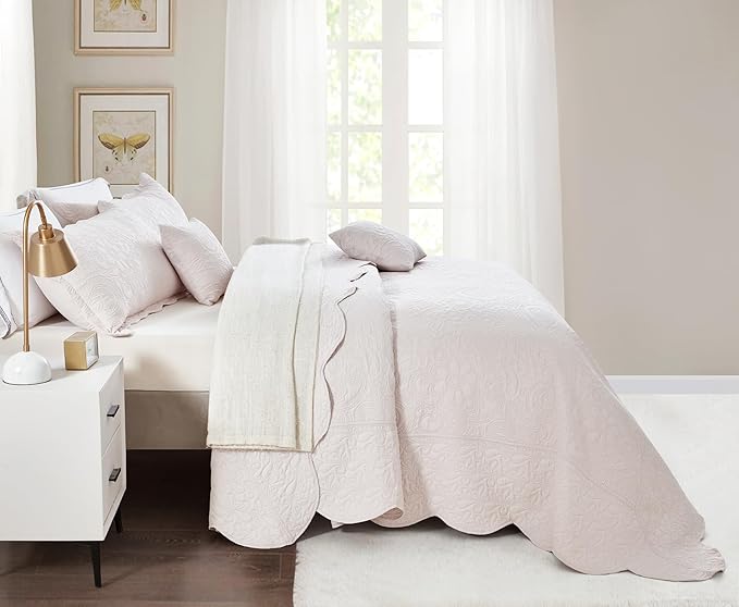 Oversized King Bedspread 138x122 Extra Wide, Ultrasonic Lightweight Bedding Cover, Paisley Pattern, Reversible, 5 Piece, 100% Microfiber, California/Alaskan King, Gray Lilac