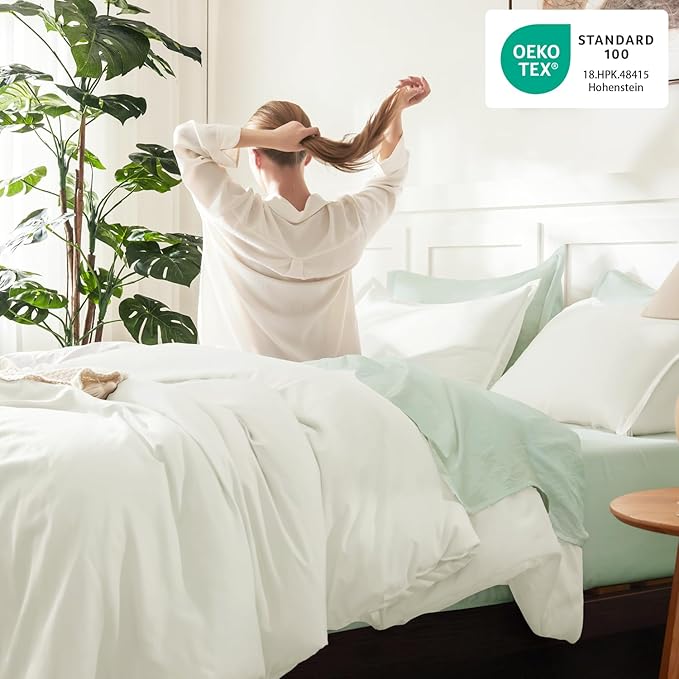 Litanika Comforters Ivory Oversized King Size, 3 Pieces Lightweight Solid Bedding Comforter Set, All Season Fluffy Bed Set (120x98In Comforter & 2 Pillowcases)