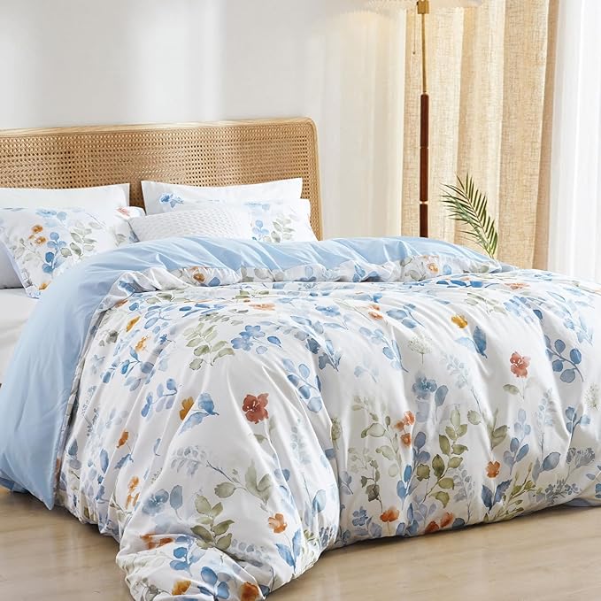 PHF Ultra Soft Paisley Duvet Cover King Size, Printed Bedding Set 3 Pieces, Comfy Farmhouse Pattern Duvet Cover Set with 2 Pillow Shams, Zipper Closure and 8 Ties, 104"x90", White & Blue