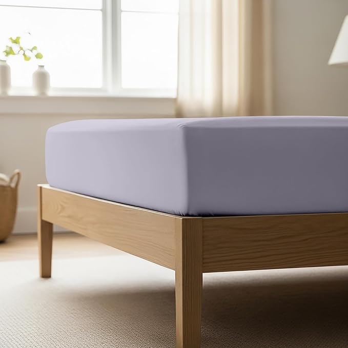 Mellanni Queen Fitted Sheet - Iconic Collection Bedding Sheets with up to 16 inch Deep Pocket - Soft & Cooling - Fade & Stain Resistant - 1 PC (Queen, Lavender)