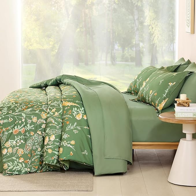 Yiran 7 Piece Sage Green Floral Comforter Set Queen Size, Watercolour Botanical Comforter Bedding Set, Bed in a Bag Queen, Soft Microfiber Complete Bedding Set with Sheets for All Season
