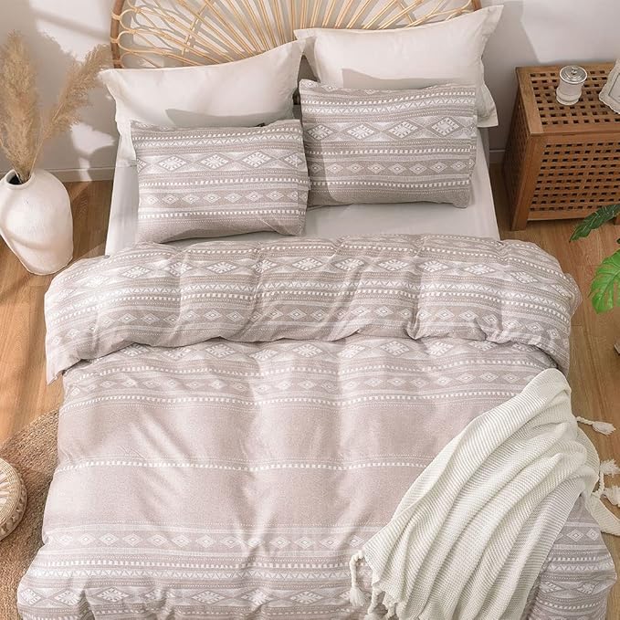 Lekesky Duvet Cover Queen Size, Soft Microfiber Boho Aztec Duvet Cover Set Geometric Khaki Queen Bedding Duvet Cover Sets with Zipper Closure Corner Ties (No Comforter)