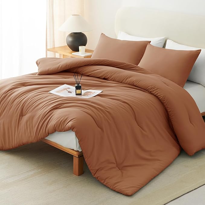 CozyLux Full Size Comforter Set Pumpkin, 3 Pieces Solid Breathable Quilted Style Bedding Sets, Luxury Soft Bed Set with Down Alternative Comforter for All Season (1 Comforter & 2 Pillowcases)