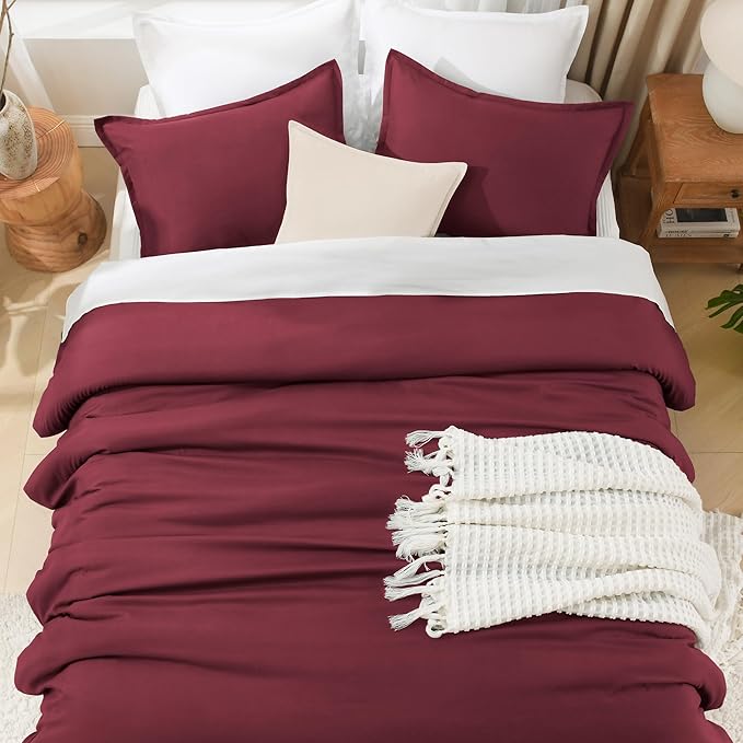 Litanika Burgundy Red Comforter Set Queen Size, 3 Pieces Lightweight Solid Bedding Comforter Set, All Season Fluffy Bed Set (90x90In Comforter & 2 Pillowcases)