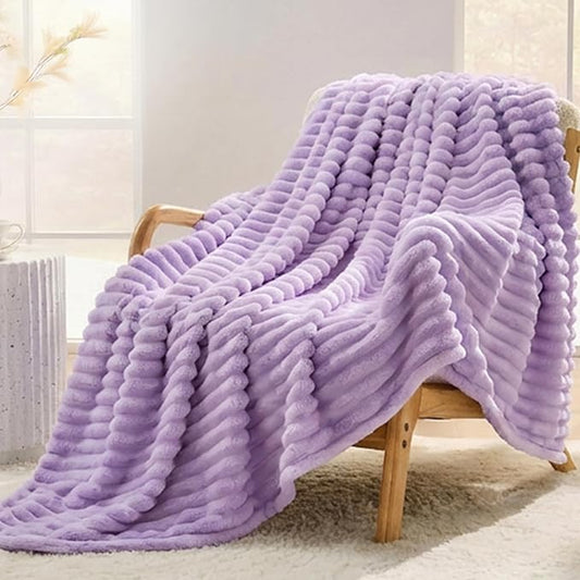 Light Purple Fleece Throw Blanket for Couch, Super Soft Cozy Blanket for Home Decor, Perfect Cozy Gifts for Women Men Gifts, Lightweight All Season Couch Blanket, 50x70 Inches
