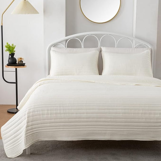 Market & Place Quilt Set Twin Size Ivory | Lightweight Ultra Soft Microfiber Bedspread | 2 Piece Twin Coverlet for All Season | Parker Collection (Twin, Ivory)