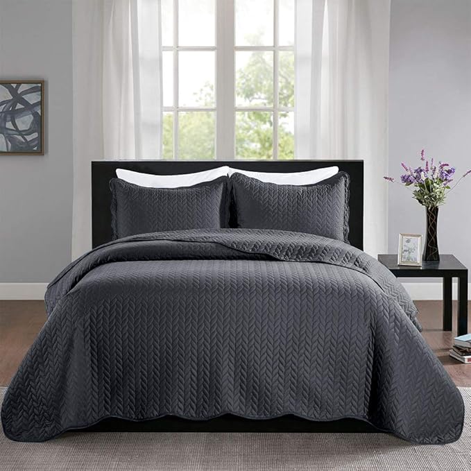MOONLIGHT20015 Quilt King Size (106" x 96") with 2 Pillow Shams (20" x 36"+2") for All Season - 3 Pcs Lightweight Bedding Set Reversible Coverlet Embossed Quilted Bedspread (Charcoal)