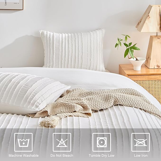 WARMDERN White Boho Duvet Cover Set Queen Size, Striped Textured Tufted Bedding Set, 3 Pcs Ultra Soft Washed Microfiber with Zipper Closure (Queen, White)