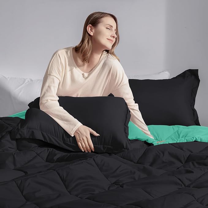 Basic Beyond Twin Comforter Set - Green Comforter Set Twin, Reversible Twin Bed Comforter Sets for All Seasons, Black/Mint Leaf, 1 Comforter (66"x92") and 1 Pillow Sham (20"x26"+2")