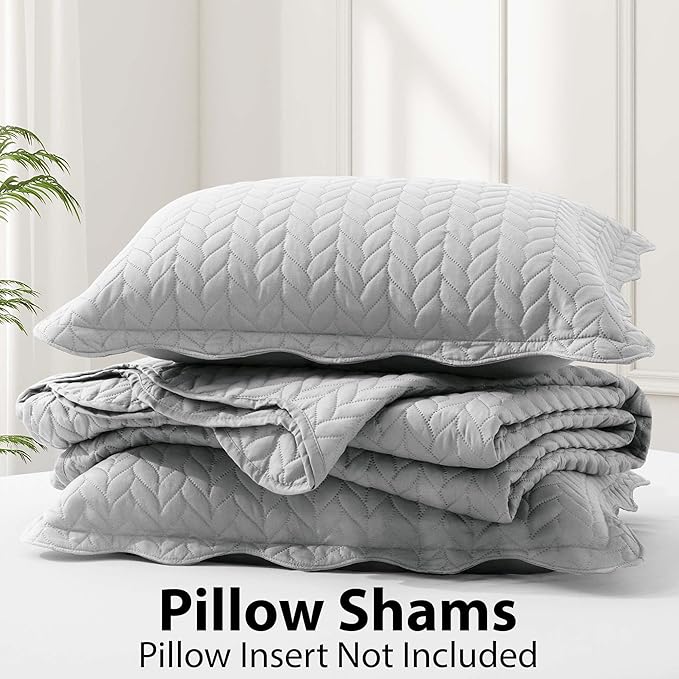 IR Imperial Rooms 8 Pack Quilt King Size Bedding (106" x 96") - Bulk Wholesale for Hotels, Guest Bedroom & Airbnbs - Lightweight Microfiber Reversible Embossed Quilts Bedspread (Silver)