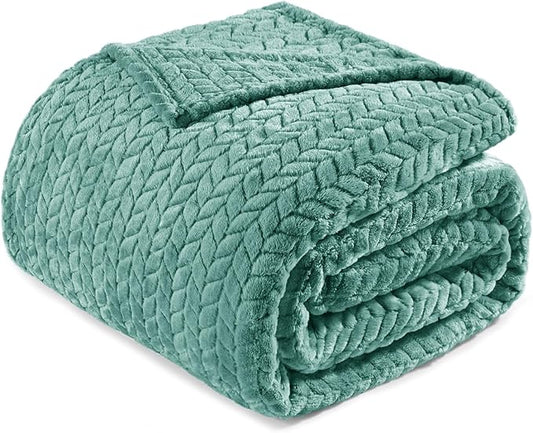 Exclusivo Mezcla Fleece King Size Blanket for Bed, 90x104 Inches Soft Cozy Jacquard Flannel Blankets, Lightweight Fuzzy Plush Warm for Women, Celadon