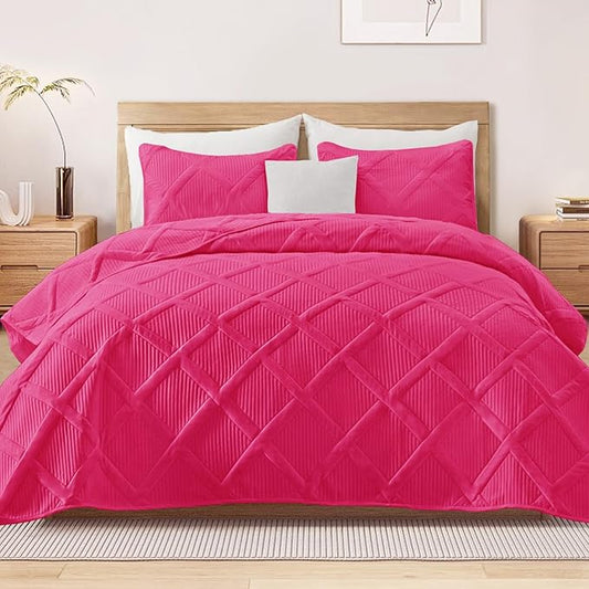 Exclusivo Mezcla Quilts Queen Size - Hot Pink Quilt Set Bedspread with 2 Pillow Shams, Modern Bedding Set with Striped Pattern, Soft Lightweight Bedspreads Queen Size for All Seasons