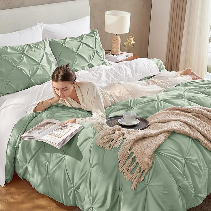 Andency Sage Green Comforter Twin(66x90Inch), 2 Pieces(1 Pintuck Comforter, 1 Pillowcase) Microfiber Pinch Pleat Comforter Set Twin Size, Lightweight and Soft Bedding Comforter Set