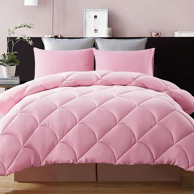 Decroom Lightweight King Comforter Set with 2 Pillow Sham - 3 Pieces Set - Quilted Down Alternative Comforter/Duvet Insert for All Season - Pink - King Size