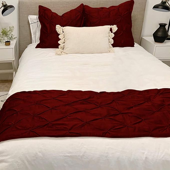 Bed Runner Set - 100% Pure Cotton 800 Thread Count - Luxury 1 Pinch Pleated Bed Runner and 4 Pillow Cover - 5 Piece Pinch Pleated Bed Runner Set California King, Burgundy