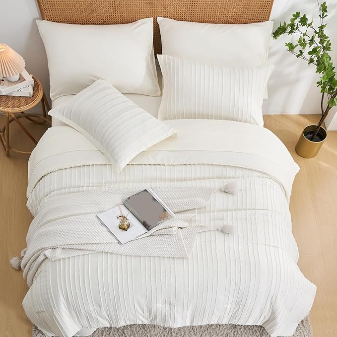 WURUIBO Comforter Set Size, White Comforter Set King Size, 7 Pieces Bed in a Bag, Ultra Soft Queen Bedding Set, Bed Set for All Seasons, Flat Sheet, Fitted Sheet, Pillowcases, Pillow Shams