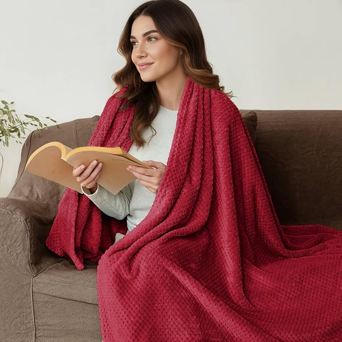 Exclusivo Mezcla Fleece Throw Blanket Extra Large, Super Soft and Warm Blankets for Couch, Sofa and Bed Waffle Textured, Cozy, Fuzzy and Lightweight (Deep Red, 50x70 Inches)