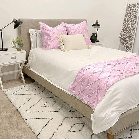 Bed Runner Set - 100% Pure Cotton 800 Thread Count - Luxury 1 Pinch Pleated Bed Runner and 4 Pillow Cover - 5 Piece Pinch Pleated Bed Runner Set Queen, Pink