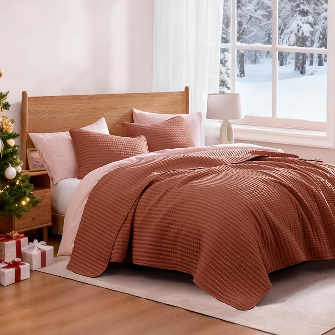 WRENSONGE King Size Quilt-3 Pieces Lightweight Autumn Leaf Fall King Quilt Bedding Set for All Season, Soft Coverlet with 2 Pillow Shams Suitable for Bed & Couch
