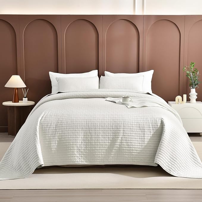 Lady Ann Oversized California King Size 120x120 Bedspread Set, 3pcs Extra Large Lightweight Summer Quilt Coverlet King Size, Wheat Quilted Blanket Thin Comforter Bed Cover Ultra Soft and Cozy