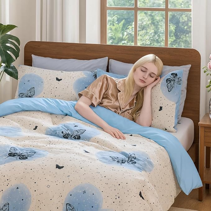 Cornflower Blue Duvet Cover Set Full Butterfly Reversible Bedding Microfiber Soft Lightweight Comforter Cover Pillowcases College Dorm Apartment Bedroom Decor Bedding Essentials Machine Washable