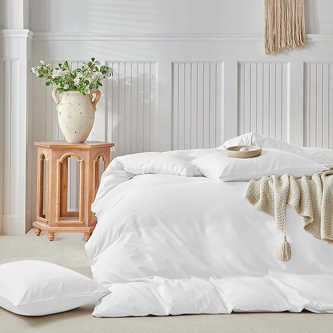 Lekesky Queen Size Duvet Cover Set, White Duvet Cover, Ultra-Soft Microfiber 3 Pieces Comforter Cover with Zipper and Corner Ties, Includes 2 Pillowcases 20"x26"