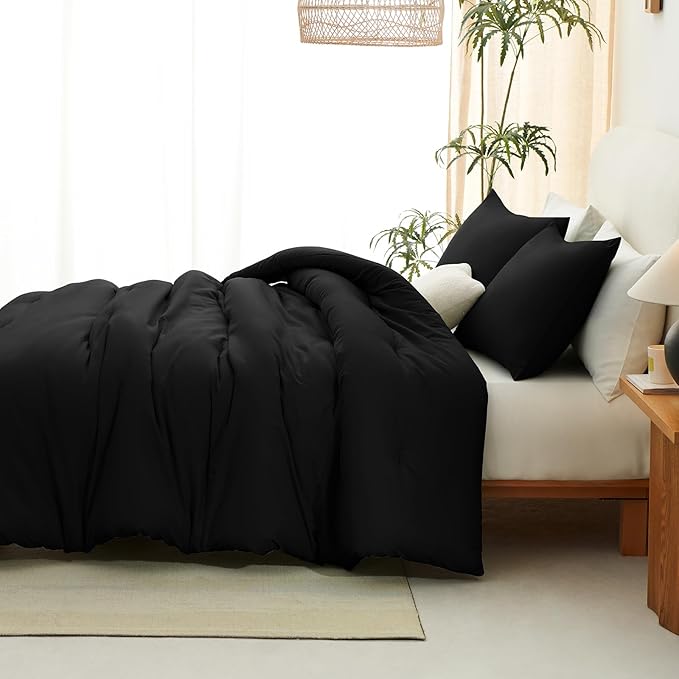 CozyLux Oversized Queen Comforter Set Black, 3 Pieces 98x98 Solid Breathable Quilted Style Bedding Sets All Season, Luxury Soft Down Alternative Comforter Bed Set (1 Comforter & 2 Pillowcases)