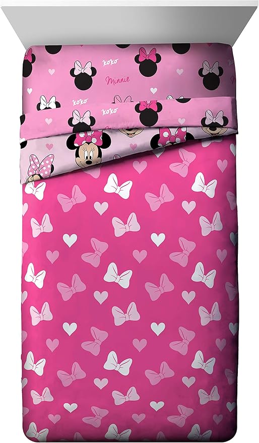 Jay Franco Disney Minnie Mouse Hearts N Love 5 Piece Full Size Bed Set - Includes Reversible Comforter & Sheet Set - Super Soft Fade Resistant Microfiber - (Official Disney Product)