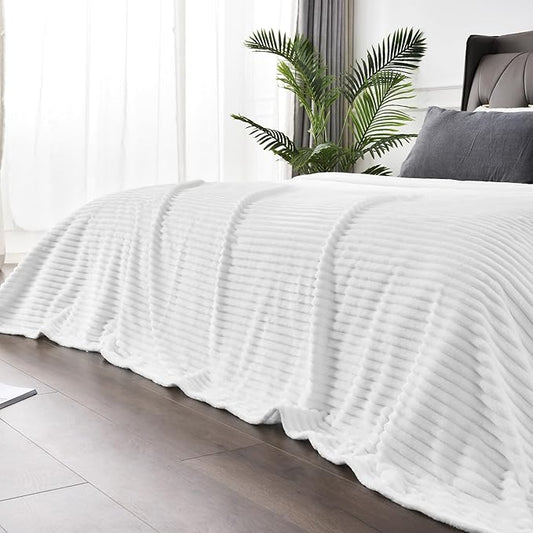 BEDELITE Fleece Blanket Queen Size – 3D Ribbed Jacquard Soft and Warm Decorative Fuzzy Blankets – Cozy, Fluffy, Plush Lightweight Throw Blankets for Couch, Bed, Sofa(White, 90x90 inches)