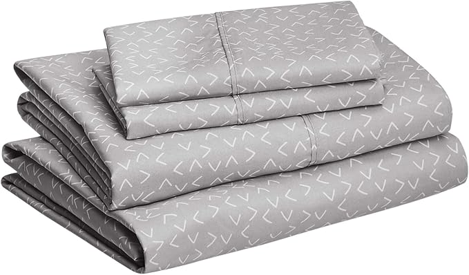 Amazon Basics Lightweight Breathable Wrinkle Resistant Brushed Microfiber 4 Piece Bed Sheet Set with 14-Inch Deep Pockets, King, Grey Arrows, Printed