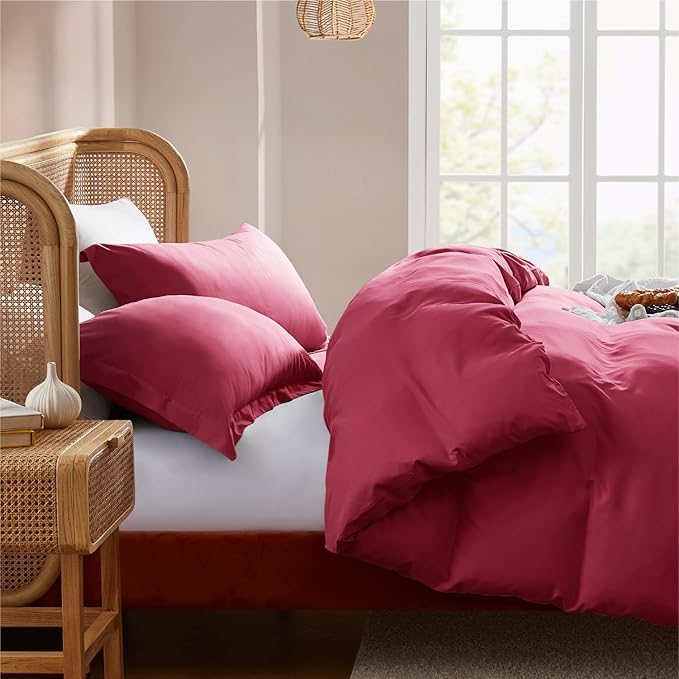 Nestl California King Duvet Cover Set with Comforter Insert - Burgundy Red 4 Piece 104x98 Duvet Cover & 2 Pillow Shams with White Quilted Down Alternative Comforter, Ultra Soft, All Season