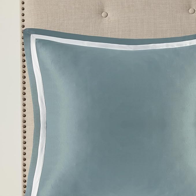 Madison Park Odette Cozy Comforter Set Jacquard Damask Medallion Design - Modern All Season, Down Alternative Bedding, Shams, Decorative Pillows, Queen(90 in x 90 in), Aqua